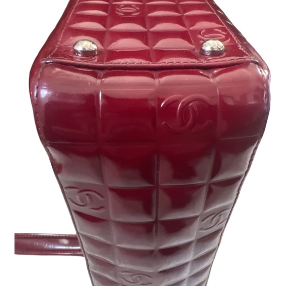 🔥🔥 CHANEL CHOCOLATE BAR TOTE 🔥🔥 - Picture 4 of 15